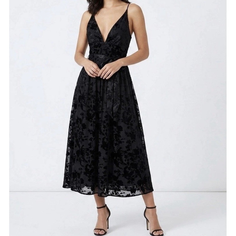 WHBM White House Black Market Fit & Flare Midi Dress sz 4 Black Silk Bld Floral